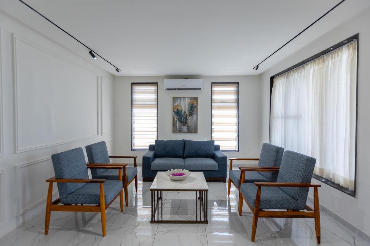 אודייפור Suramya-A Luxury Boutique Hotel מראה חיצוני תמונה