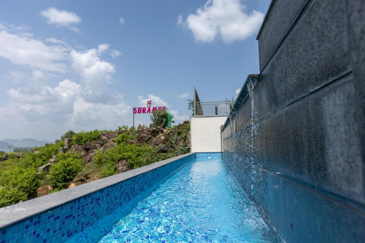 אודייפור Suramya-A Luxury Boutique Hotel מראה חיצוני תמונה