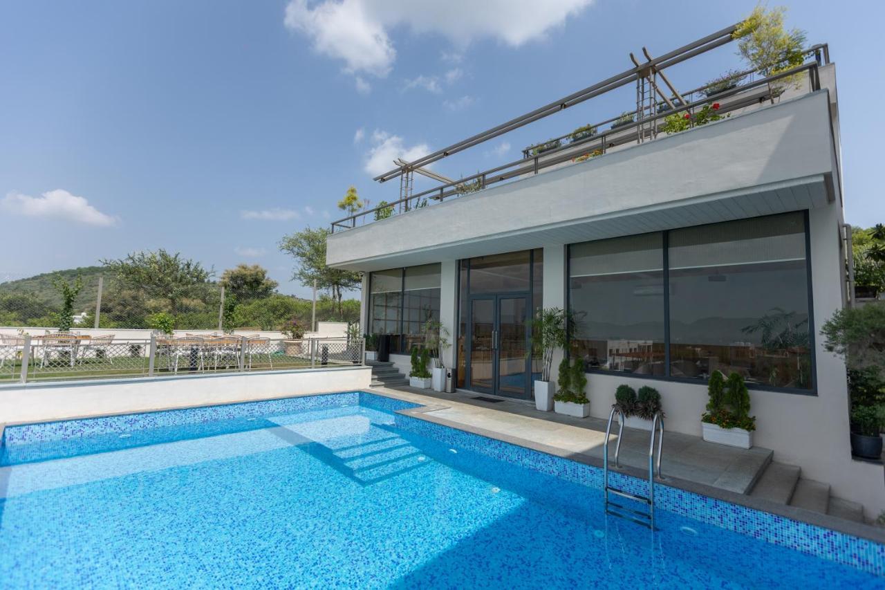 אודייפור Suramya-A Luxury Boutique Hotel מראה חיצוני תמונה