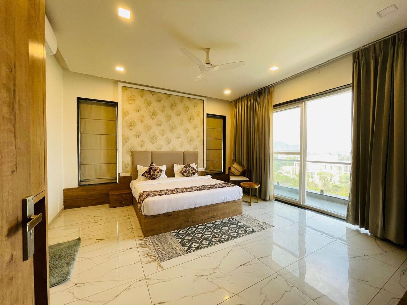 אודייפור Suramya-A Luxury Boutique Hotel מראה חיצוני תמונה